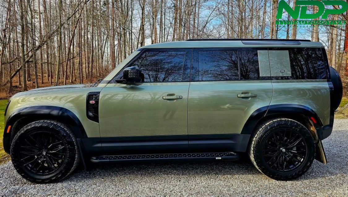 Gloss Black Side Vents - Fits 2020+ Defender