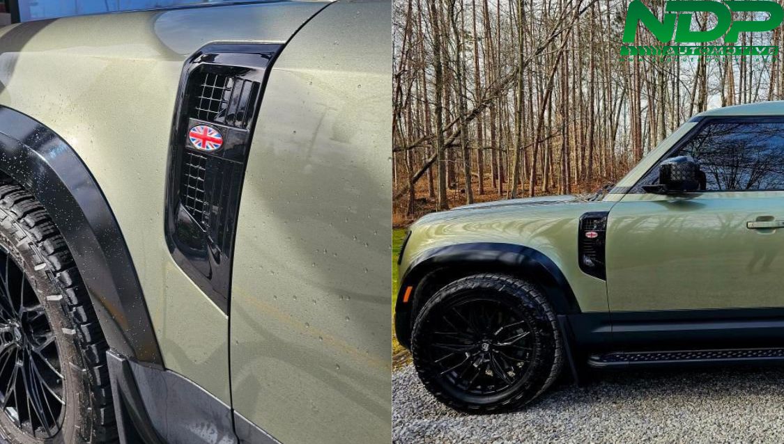 Gloss Black Side Vents - Fits 2020+ Defender