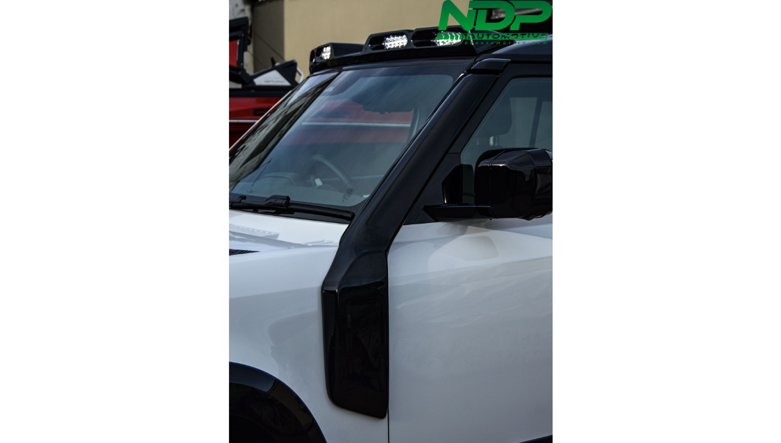 Gloss Black Raised Air Snorkel - Fits 2020+ Defender 90/110/130