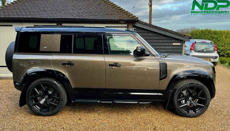 GLOSS BLACK WIDE ARCH KIT - FITS 2020+ DEFENDER 110